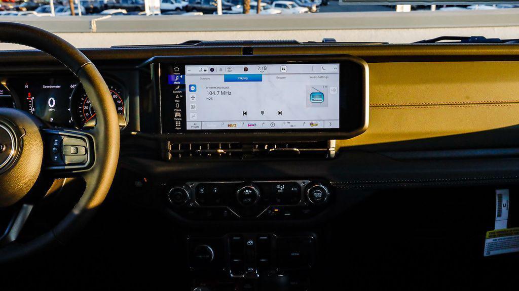 new 2025 Jeep Gladiator car, priced at $51,127