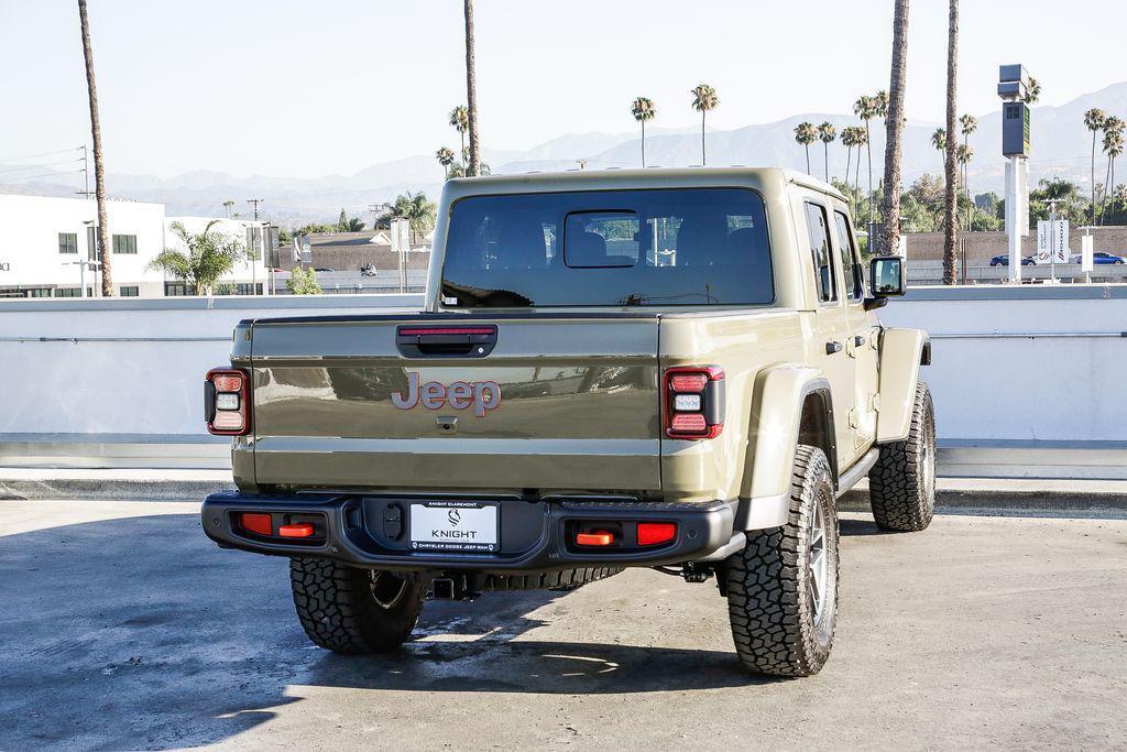 new 2025 Jeep Gladiator car, priced at $48,690