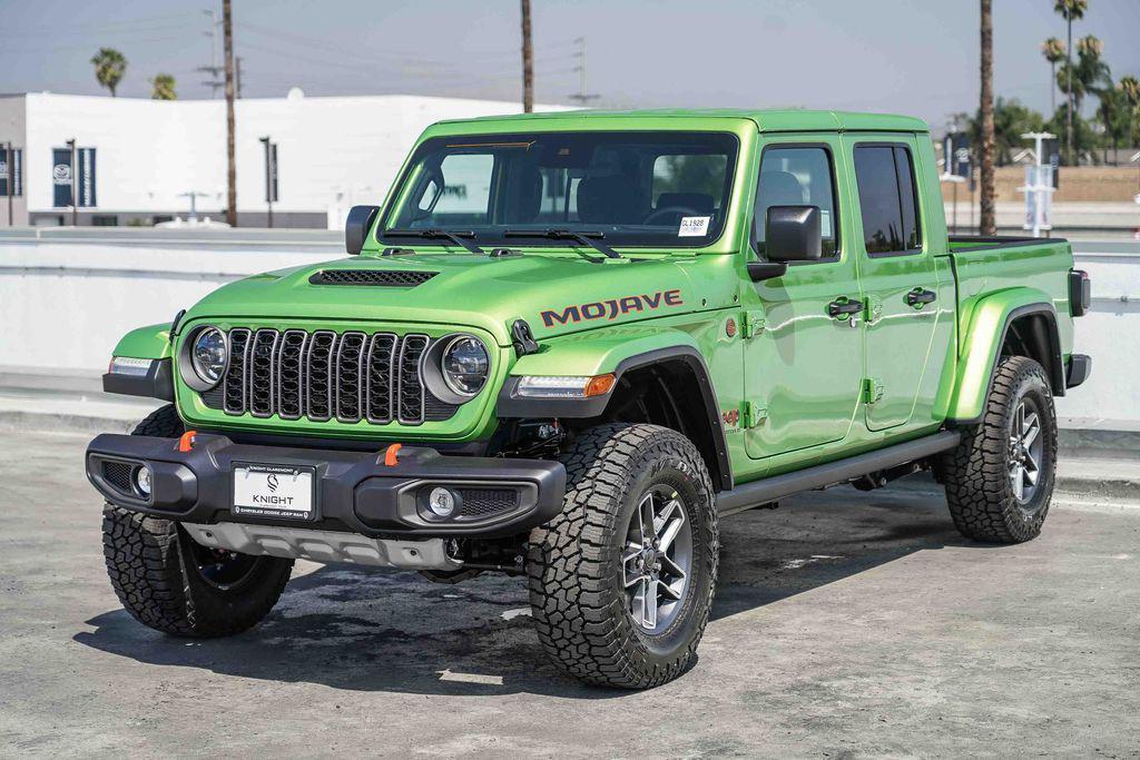 new 2025 Jeep Gladiator car, priced at $45,430