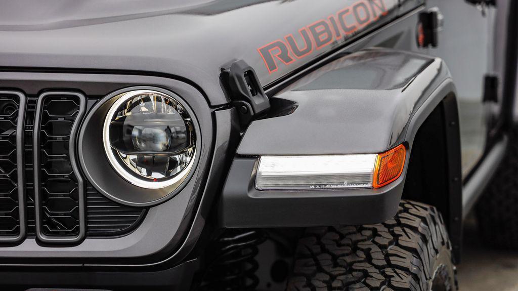 new 2025 Jeep Wrangler car, priced at $52,435