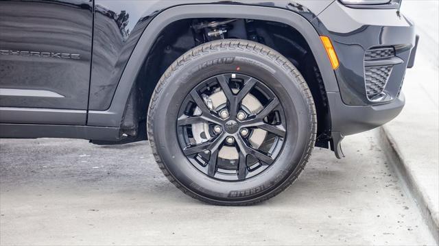new 2025 Jeep Grand Cherokee car, priced at $36,730