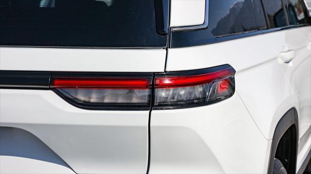 used 2023 Jeep Grand Cherokee car, priced at $25,995