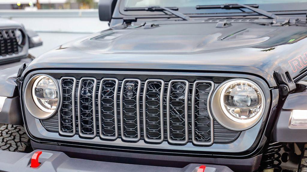 new 2025 Jeep Wrangler car, priced at $53,474