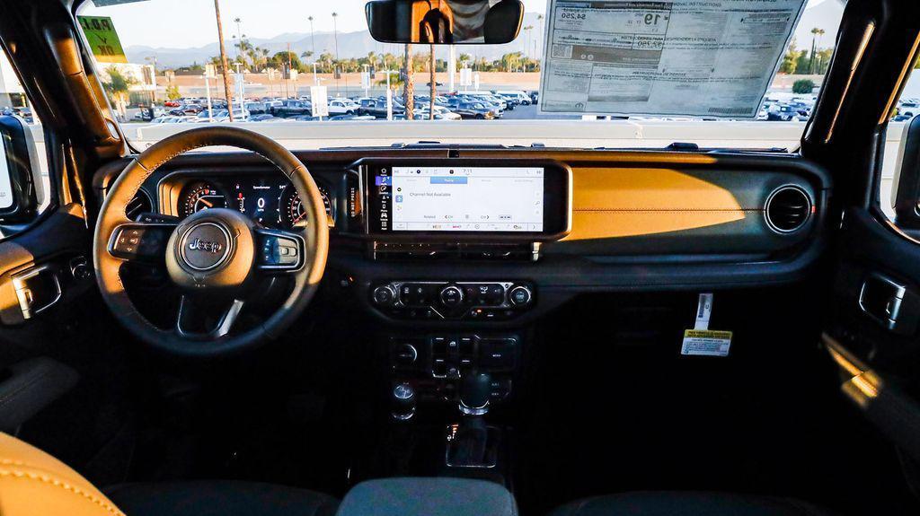 new 2025 Jeep Gladiator car, priced at $51,612