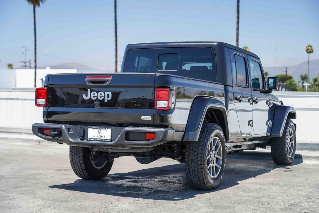 used 2023 Jeep Gladiator car, priced at $26,995