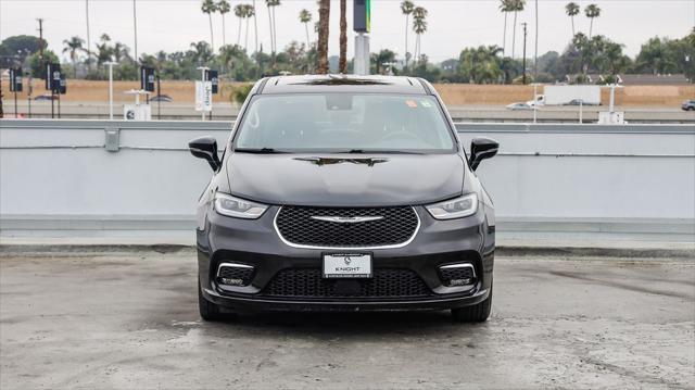 used 2024 Chrysler Pacifica Hybrid car, priced at $26,995