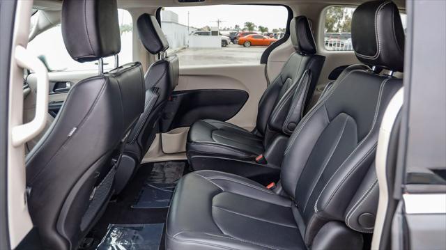 used 2024 Chrysler Pacifica Hybrid car, priced at $26,995