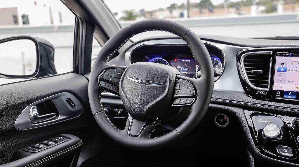 new 2026 Chrysler Pacifica car, priced at $51,182