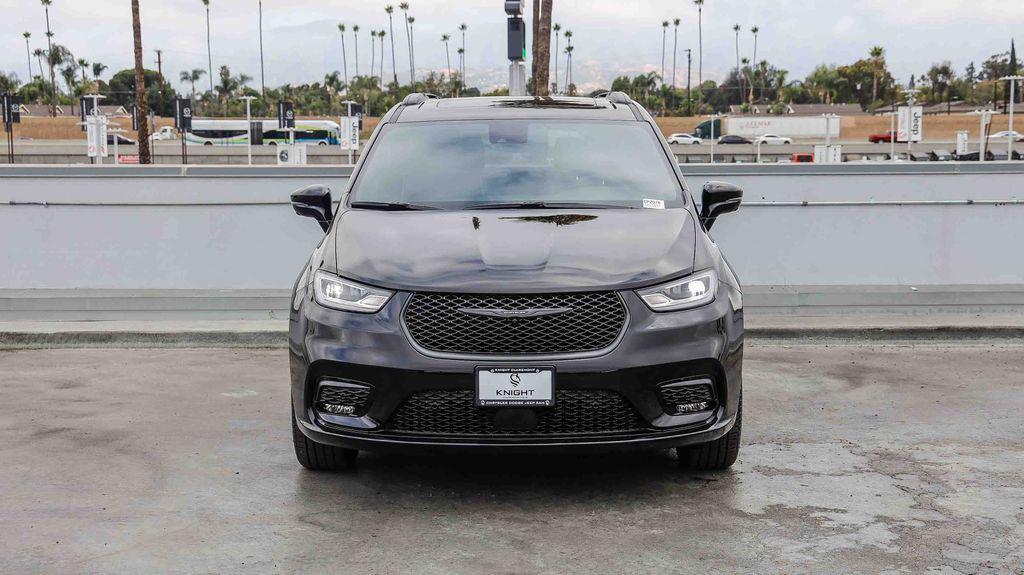 new 2026 Chrysler Pacifica car, priced at $51,182