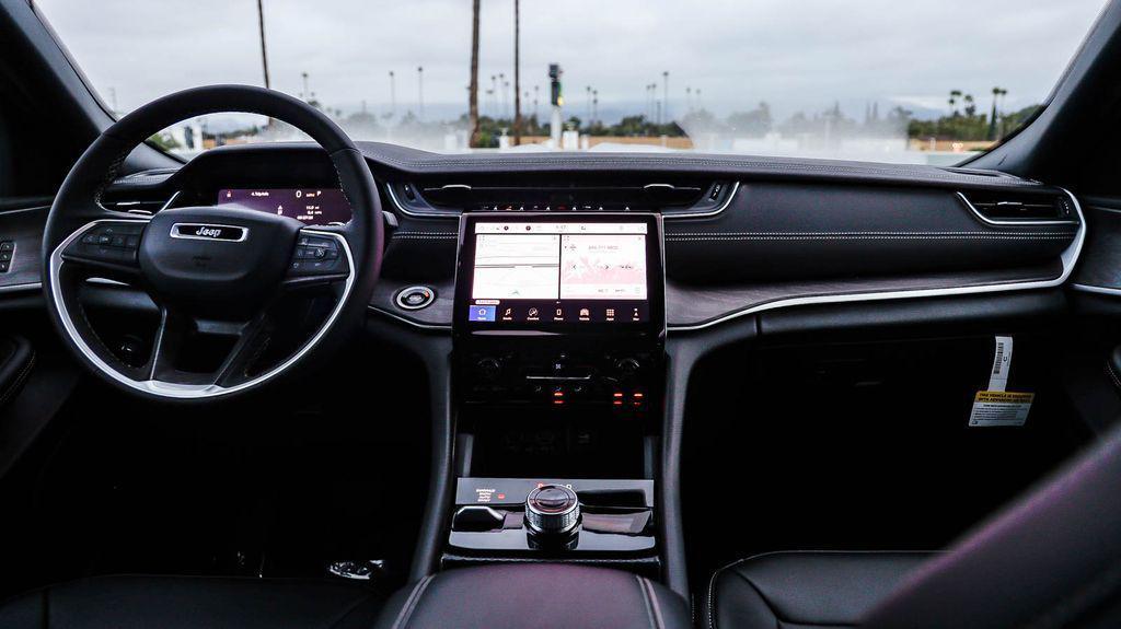 new 2025 Jeep Grand Cherokee L car, priced at $46,738