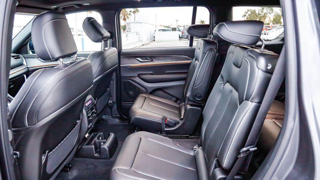 new 2025 Jeep Grand Cherokee L car, priced at $46,738