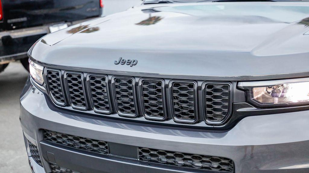 new 2025 Jeep Grand Cherokee L car, priced at $46,738