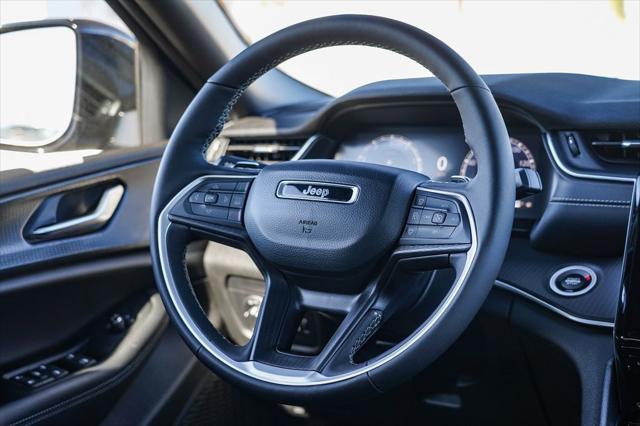 new 2025 Jeep Grand Cherokee L car, priced at $40,675