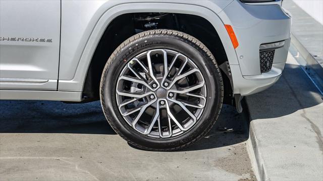 new 2025 Jeep Grand Cherokee L car, priced at $55,926