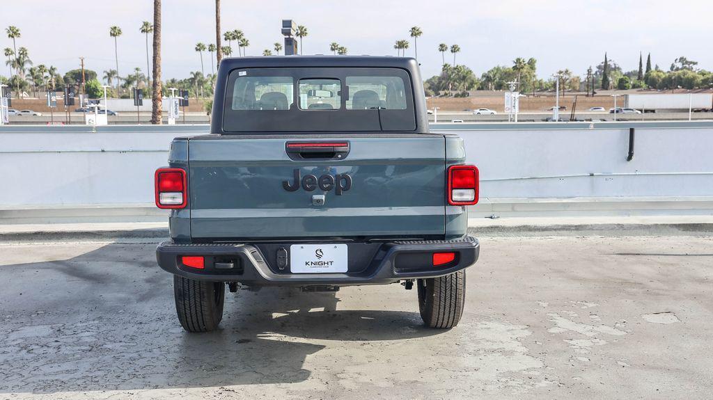 new 2025 Jeep Gladiator car, priced at $35,860
