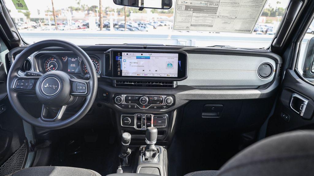 new 2025 Jeep Gladiator car, priced at $35,860