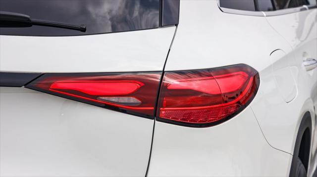 used 2024 Mercedes-Benz GLC 300 car, priced at $41,495