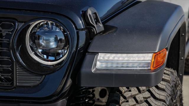 new 2025 Jeep Wrangler car, priced at $48,175