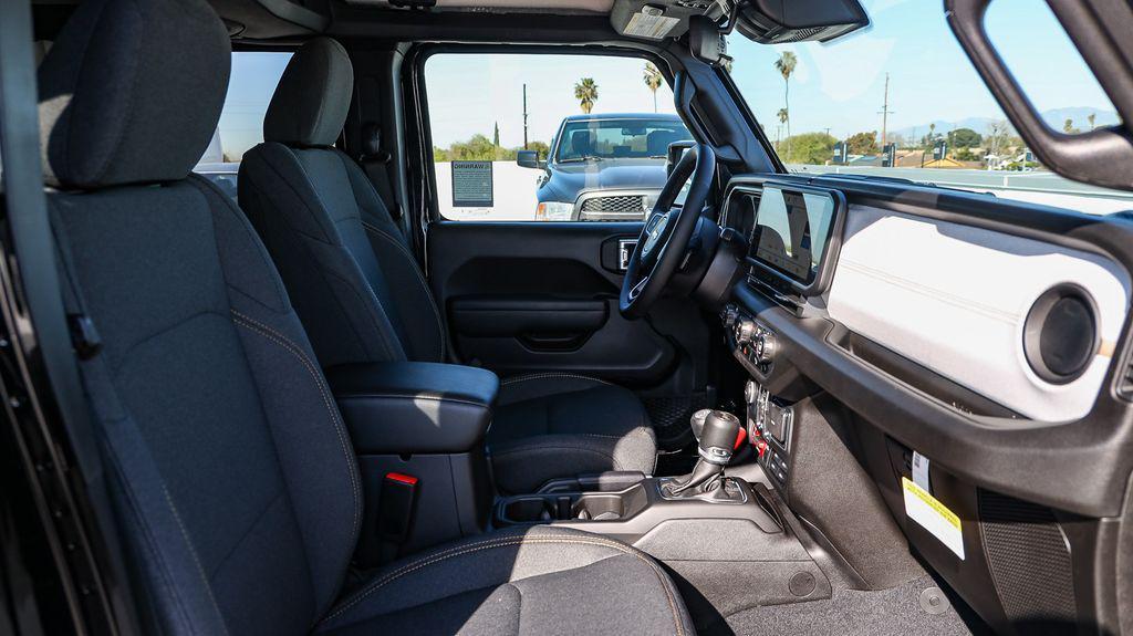 new 2025 Jeep Wrangler car, priced at $49,165