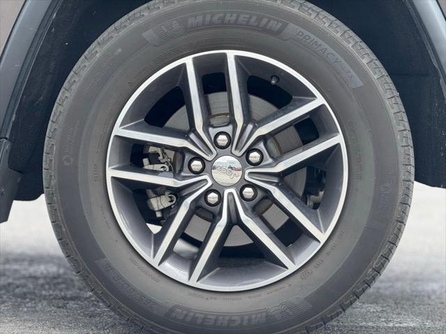 used 2018 Jeep Grand Cherokee car, priced at $15,995