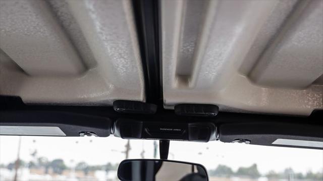 new 2025 Jeep Gladiator car, priced at $42,440