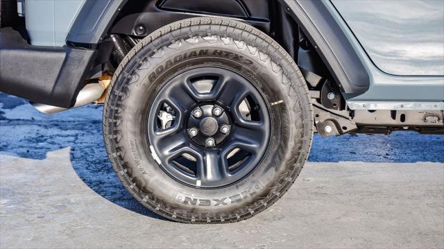 new 2025 Jeep Wrangler car, priced at $39,175
