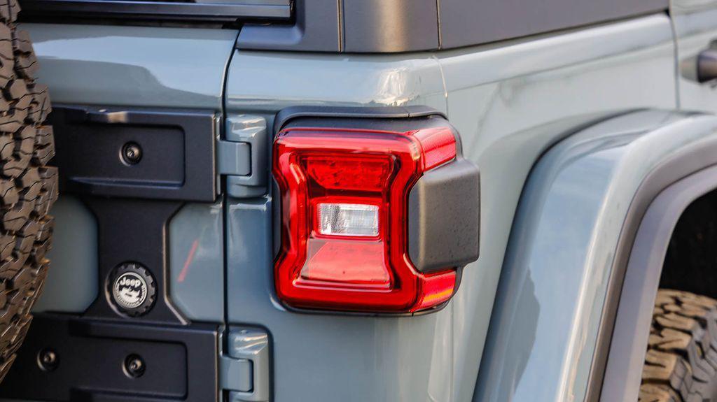 new 2025 Jeep Wrangler car, priced at $56,587