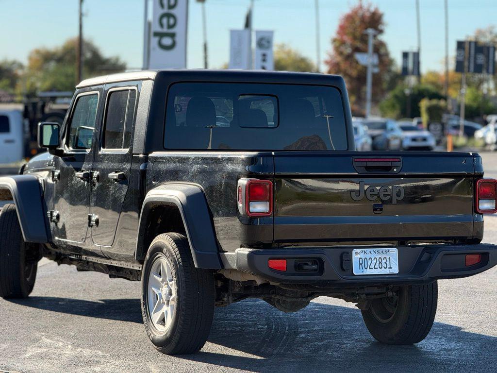 used 2023 Jeep Gladiator car, priced at $27,495