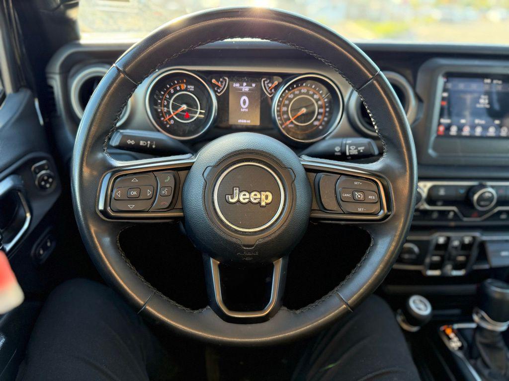 used 2023 Jeep Gladiator car, priced at $27,495