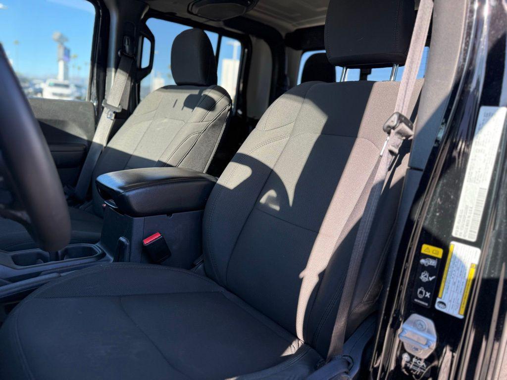 used 2023 Jeep Gladiator car, priced at $27,495