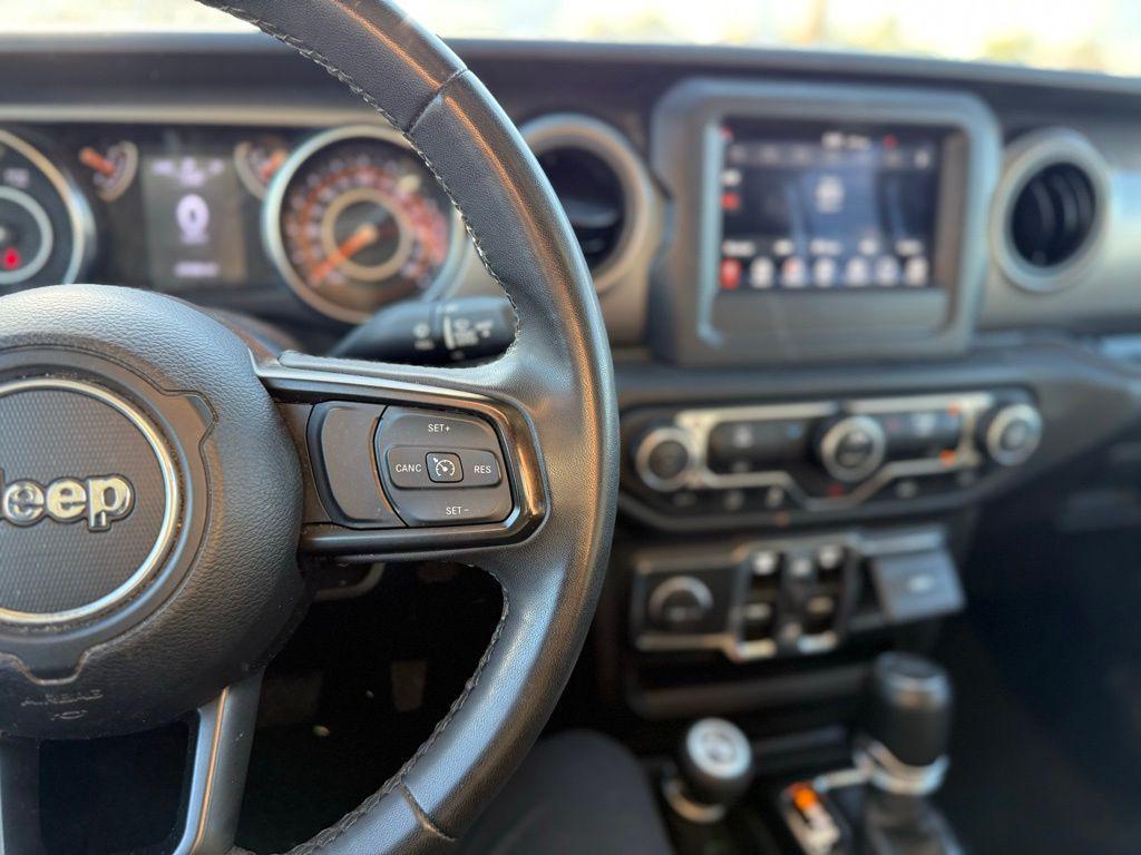 used 2023 Jeep Gladiator car, priced at $27,495