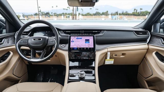 new 2025 Jeep Grand Cherokee car, priced at $41,270