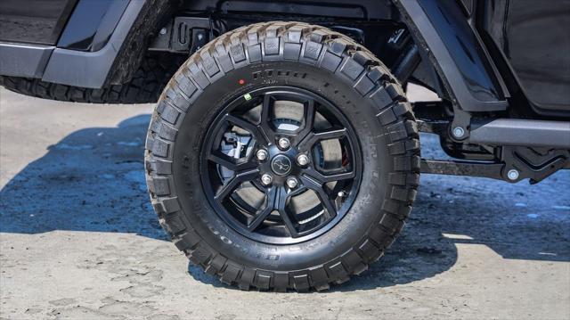 new 2025 Jeep Gladiator car, priced at $44,390