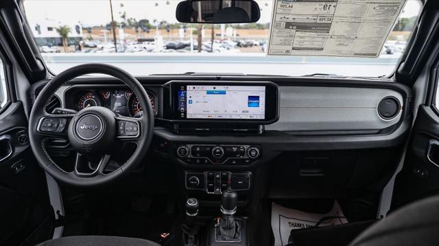 new 2025 Jeep Gladiator car, priced at $41,265