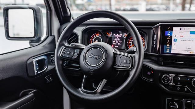 new 2025 Jeep Gladiator car, priced at $34,790