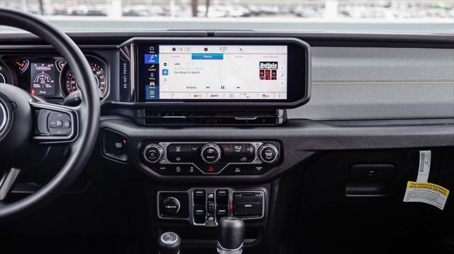 new 2025 Jeep Gladiator car, priced at $34,790