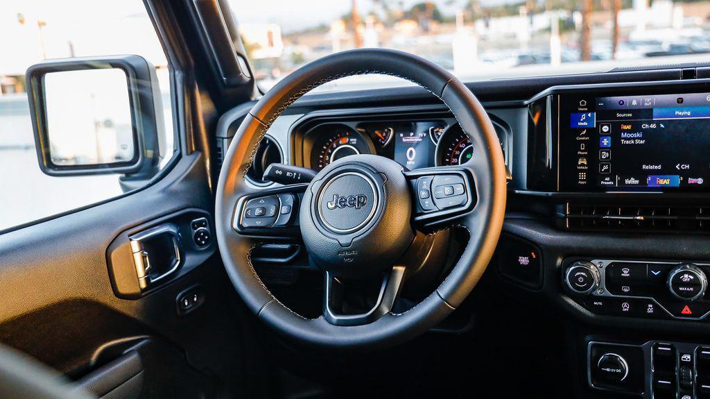 new 2025 Jeep Wrangler car, priced at $45,174
