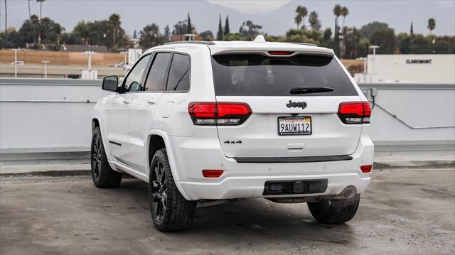 used 2022 Jeep Grand Cherokee car, priced at $27,895