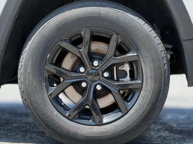 used 2024 Jeep Grand Cherokee L car, priced at $32,595