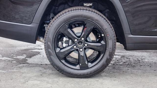 new 2025 Jeep Grand Cherokee L car, priced at $44,220