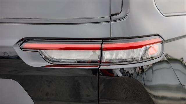 new 2025 Jeep Grand Cherokee L car, priced at $44,220