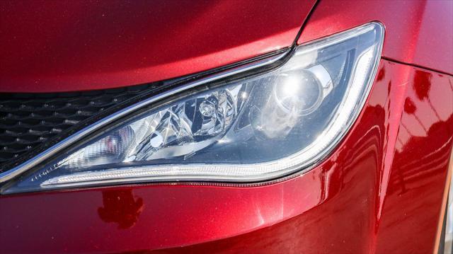 used 2018 Chrysler Pacifica car, priced at $14,195