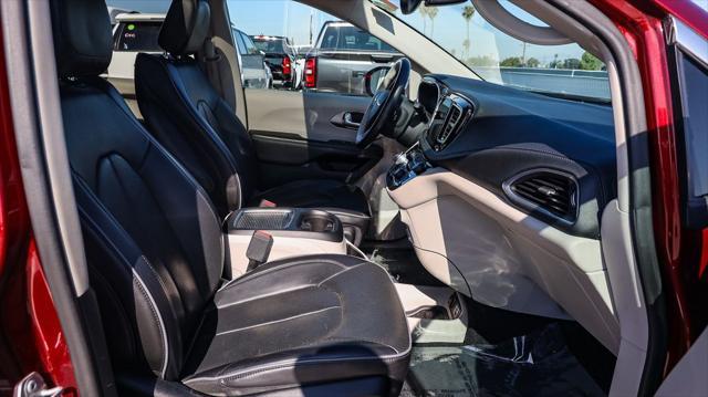 used 2018 Chrysler Pacifica car, priced at $14,195