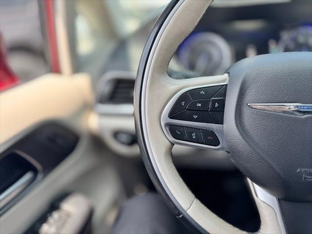 used 2018 Chrysler Pacifica car, priced at $16,495