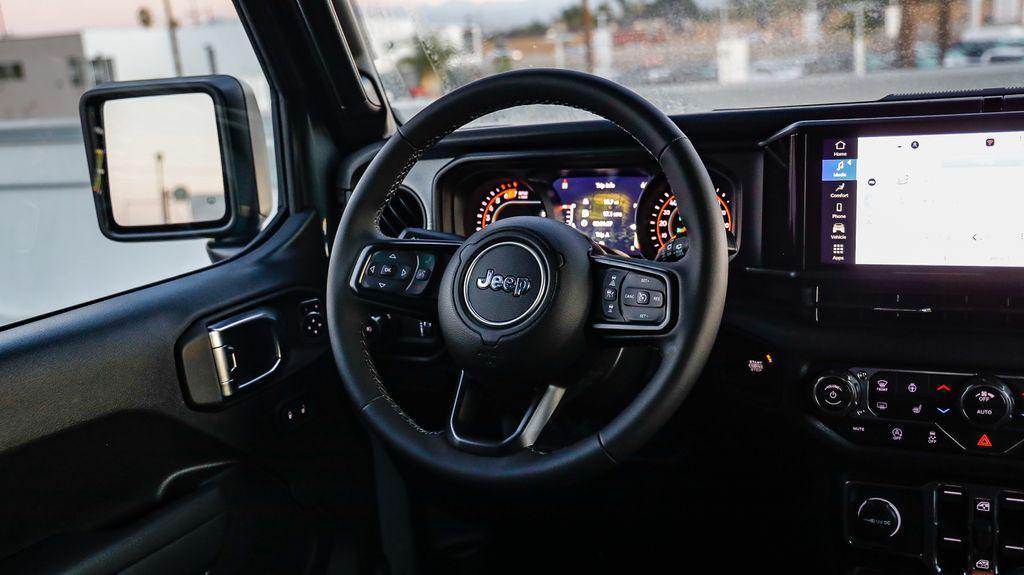 new 2025 Jeep Wrangler car, priced at $46,170
