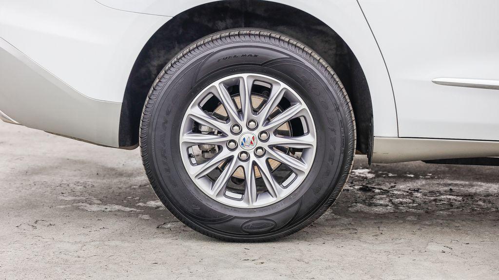 used 2024 Buick Enclave car, priced at $30,995