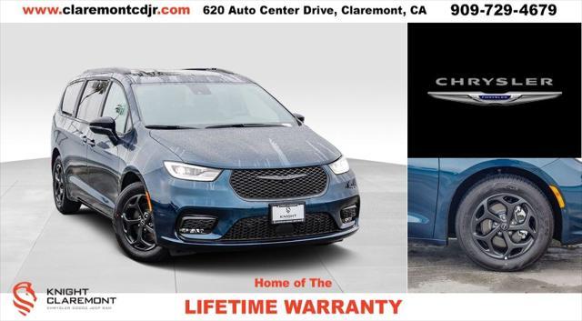 new 2025 Chrysler Pacifica Hybrid car, priced at $44,575