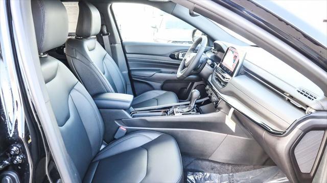 new 2025 Jeep Compass car, priced at $29,881