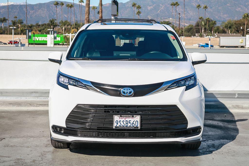 used 2025 Toyota Sienna car, priced at $40,995