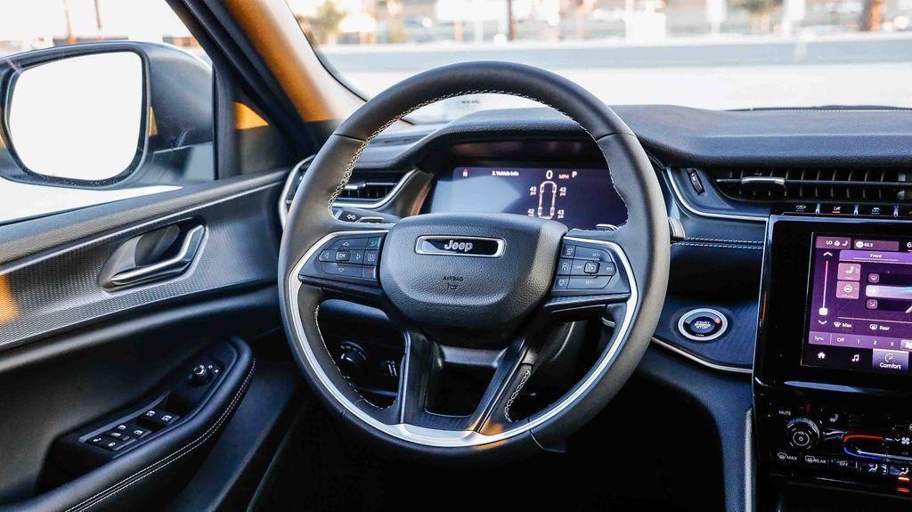 new 2025 Jeep Grand Cherokee L car, priced at $36,654